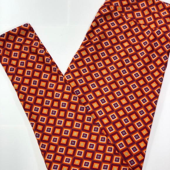 🖤TC PRINT LEGGINGS💕 - Picture 2 of 6